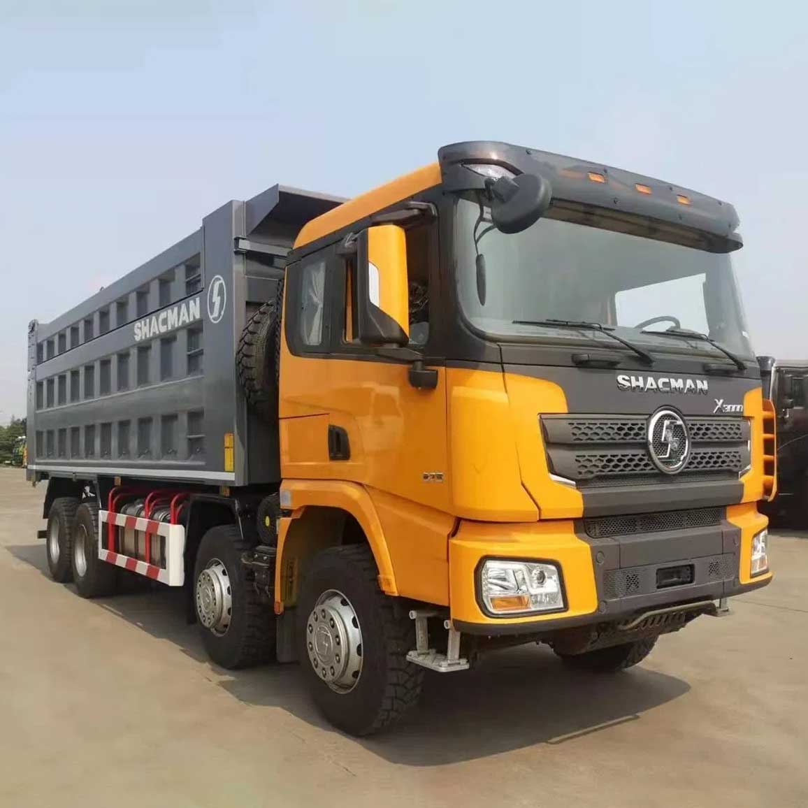 Shacman 8x4 нов камион за депонија