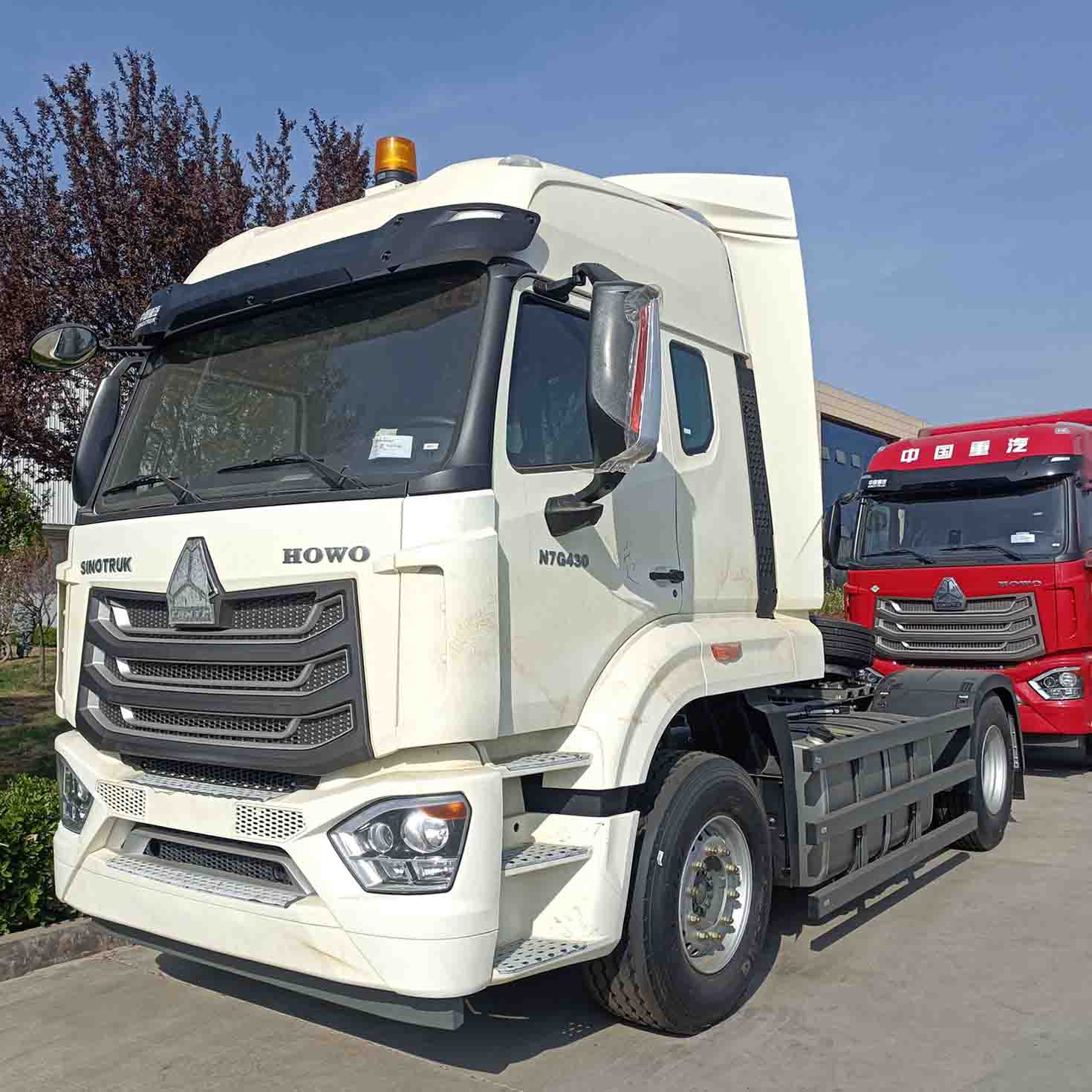 Корист Sinotruk Howo 4x2 NX Tractor Head Truck